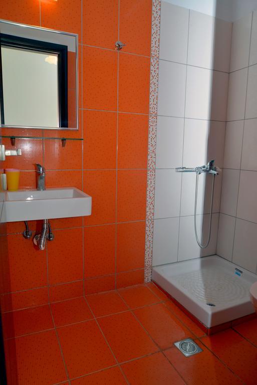 Krystallia Apartments 다시아 외부 사진
